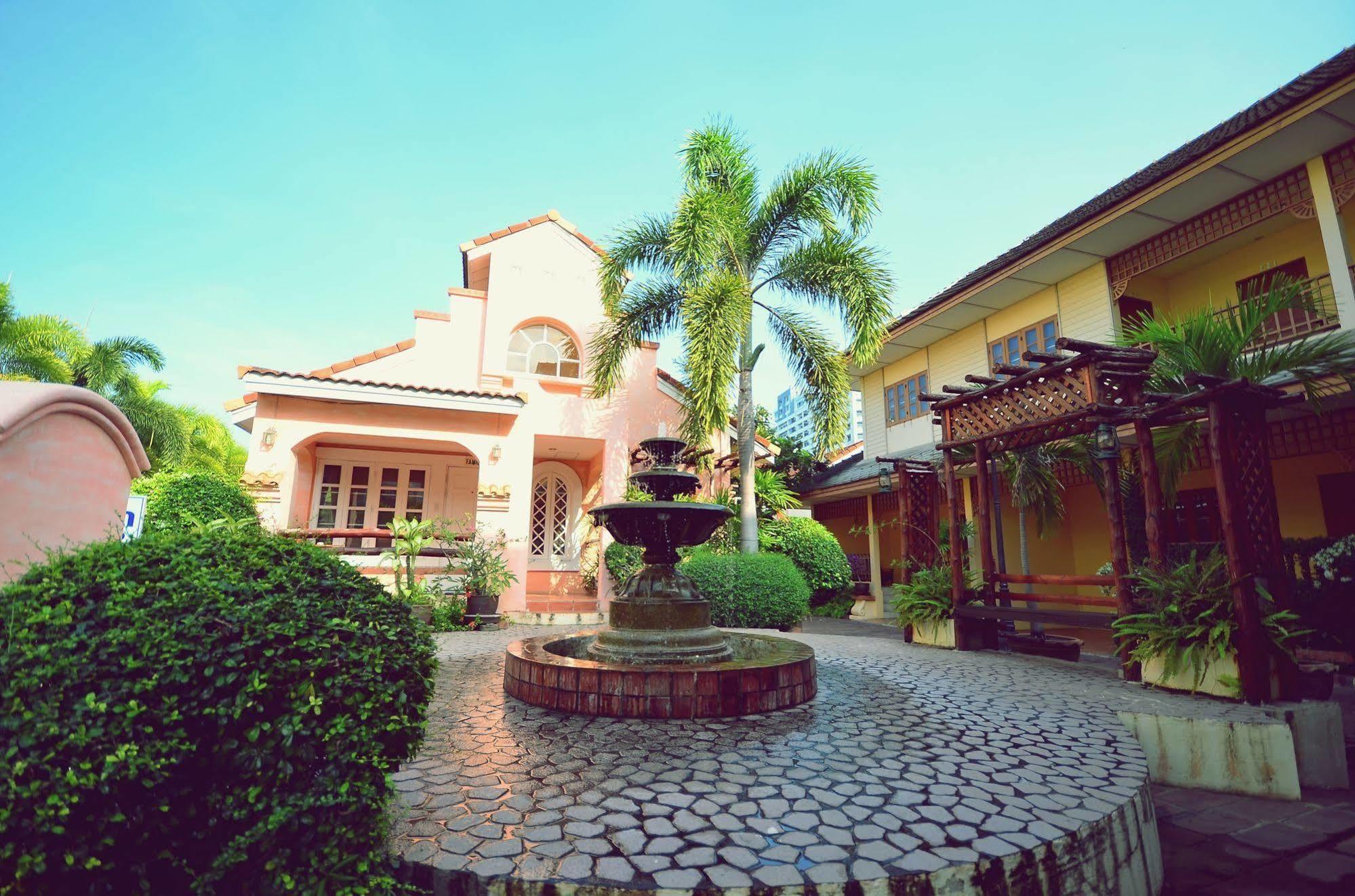 Baan Rajdamnern Hua Hin 호텔 외부 사진