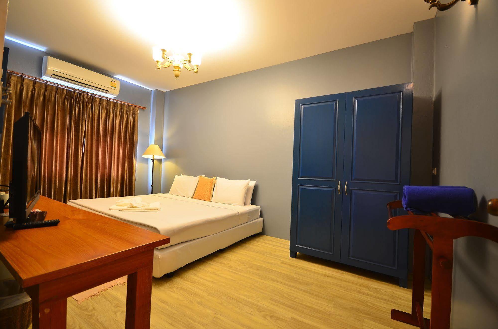 Baan Rajdamnern Hua Hin 호텔 외부 사진