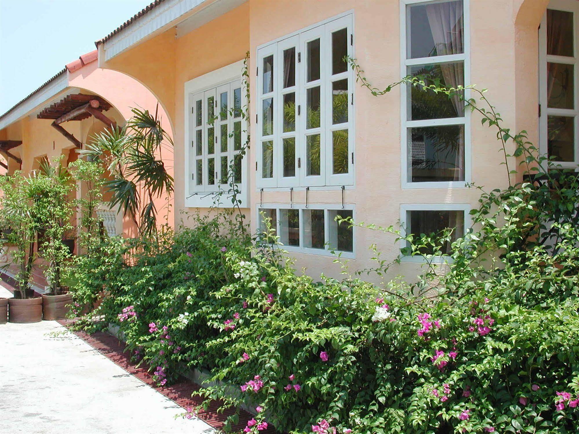 Baan Rajdamnern Hua Hin 호텔 외부 사진